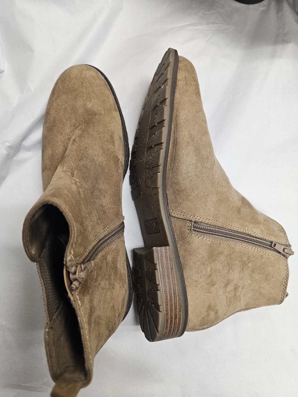 Women's Casual Suede Ankle Boots in Taupe